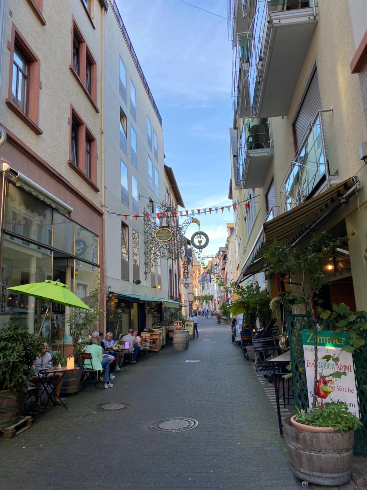 Ferienwohnung Zentral An Der Moselpromenade ツェル・アン・デル・モーゼル エクステリア 写真